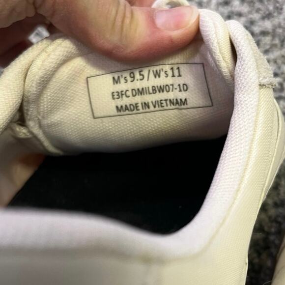 KIZIK Milan Step-In Shoes/Snakers, Men’s 9.5 W’s 11, EXCELLENT Bone/Cream - Picture 7 of 12